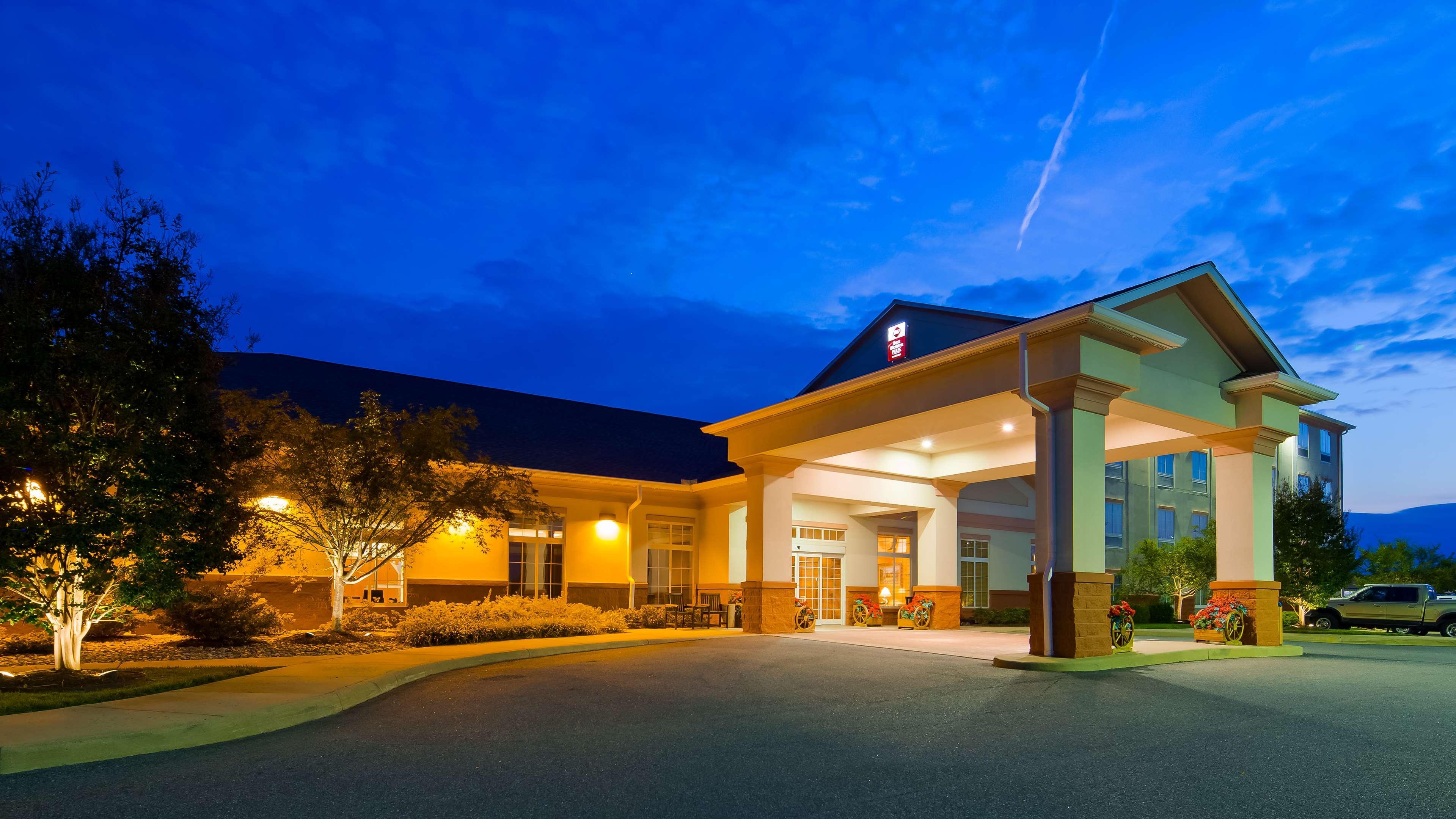 Best Western Plus Crossroads Inn & Suites Zion Crossroads Dış mekan fotoğraf