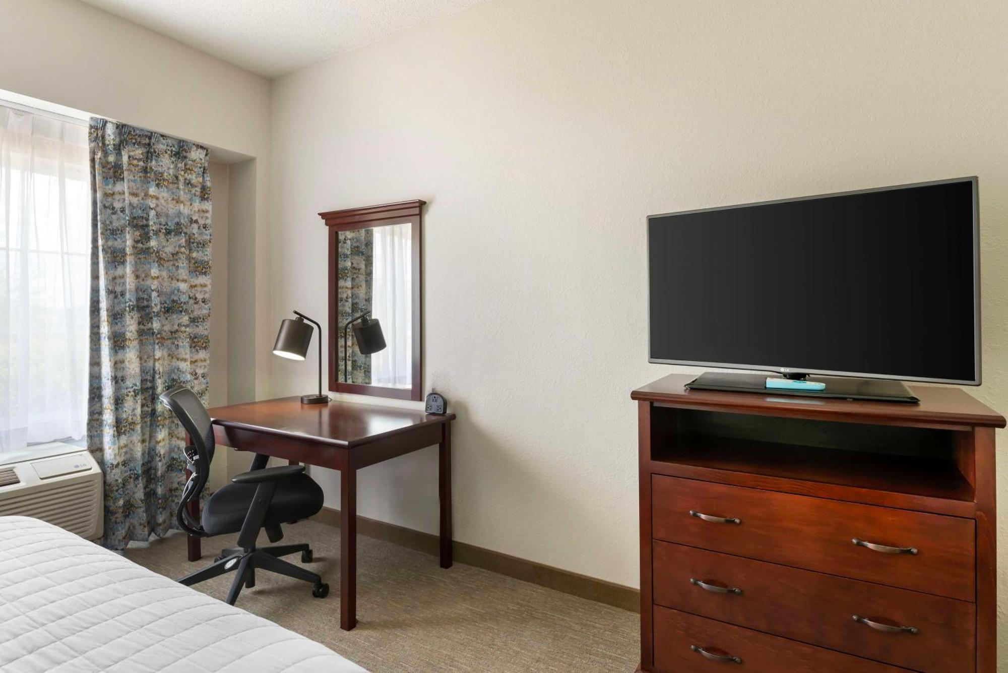 Best Western Plus Crossroads Inn & Suites Zion Crossroads Dış mekan fotoğraf